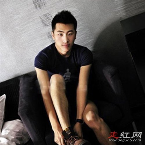 ​陈大卫男模大鸟图片怎么回事 被认为是同志