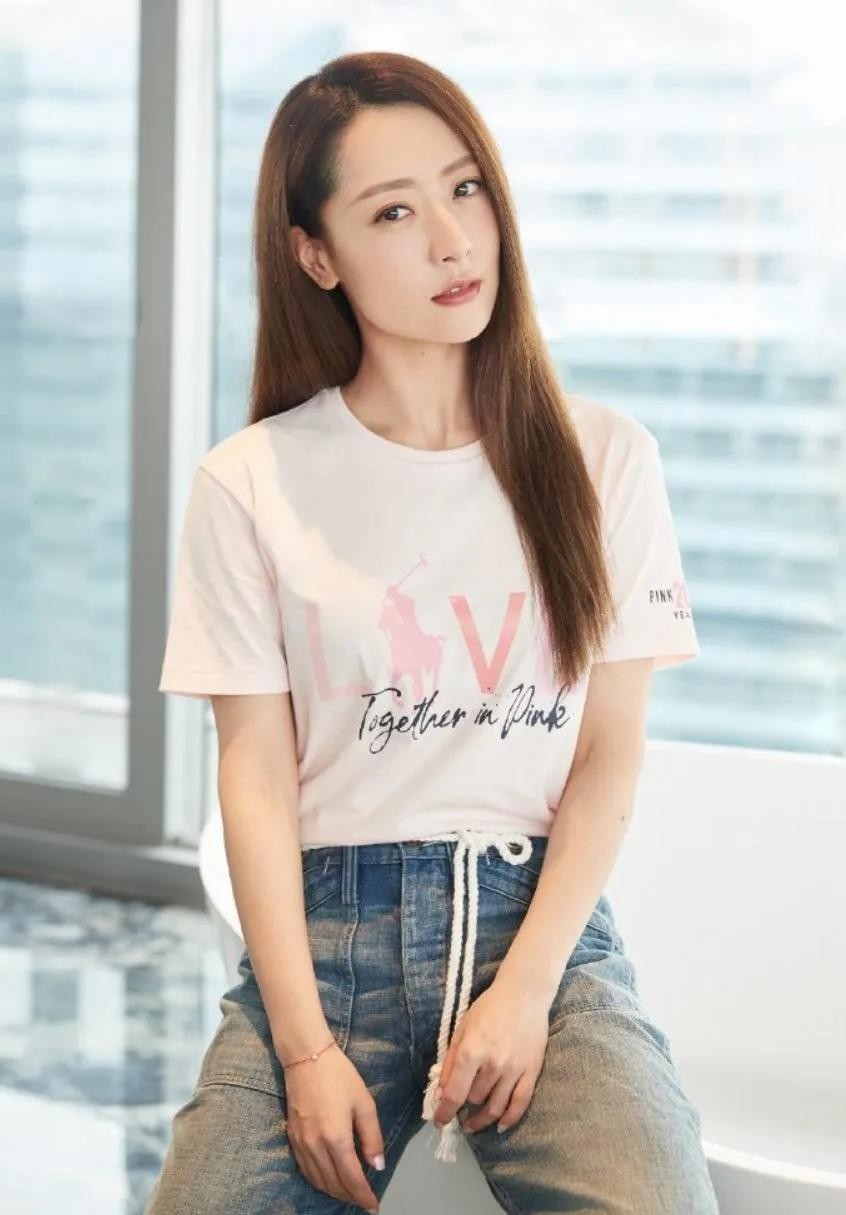 ​白冰个人资料简介与丁一闪婚，离婚后一个人带孩子，如今她还好吗？
