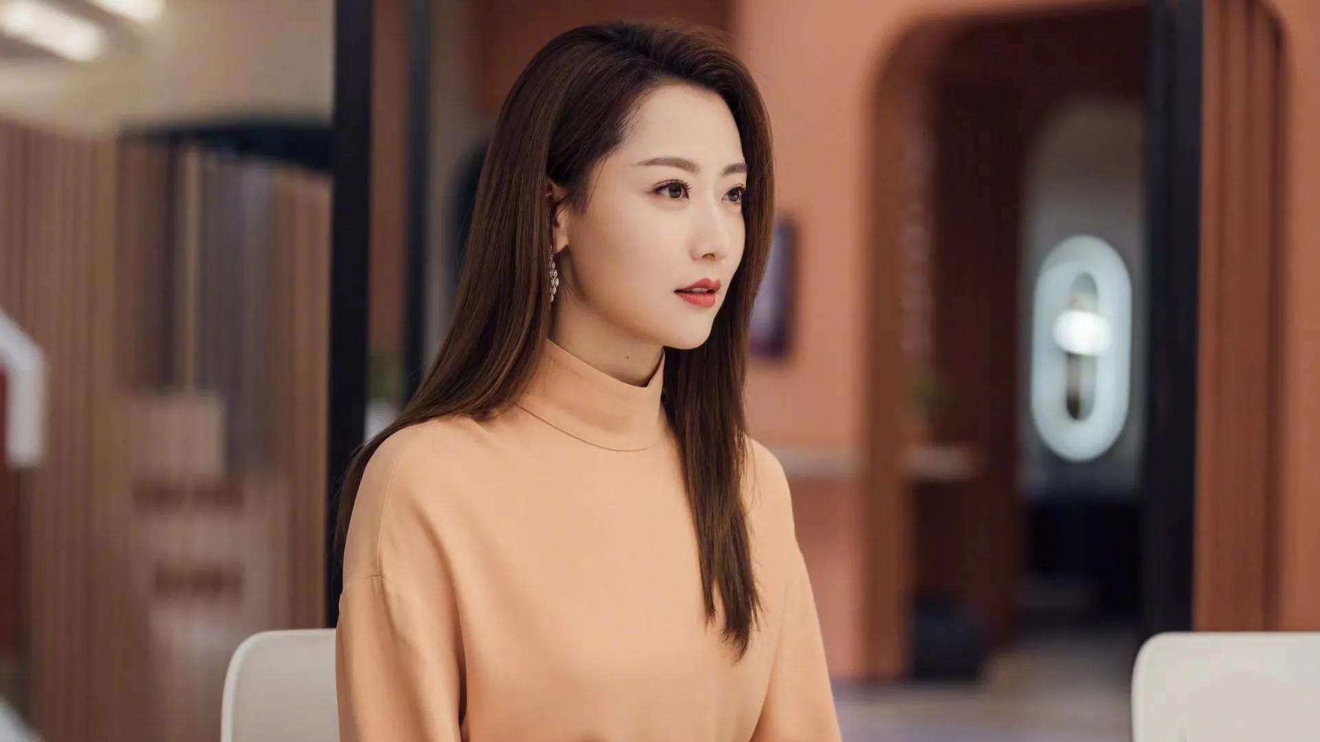白冰个人资料简介与丁一闪婚，离婚后一个人带孩子，如今她还好吗？