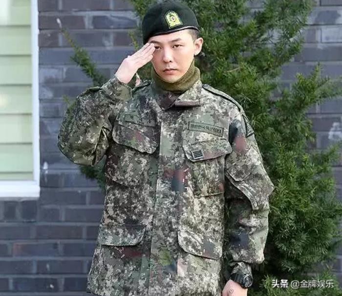 ​权志龙什么时候退伍（权志龙完成服兵役正式退伍）