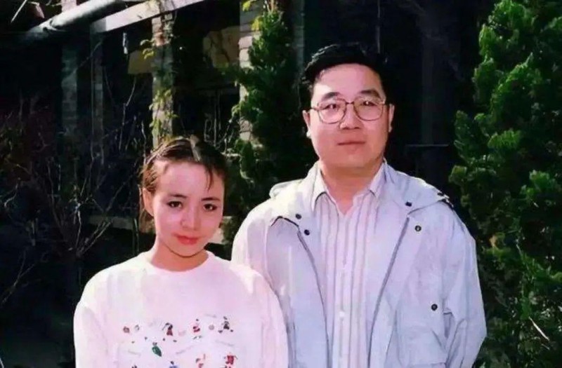 赵明明的近况（古装第一美女赵明明生女后惨遭抛弃）