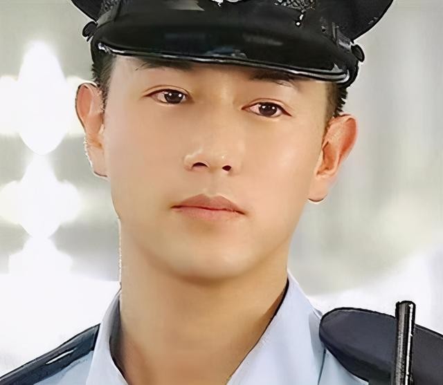 ​陈键锋老婆个人资料(42岁陈键锋近照被曝出)