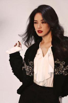 ​渣男冯德伦，为何能征服女神舒淇？