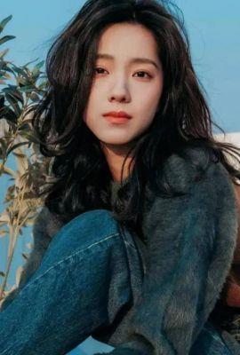 ​00后女明星人气榜：蒋依依居首，赵今麦紧随其后，张子枫名列第三
