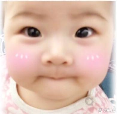 ​贺军翔爱妻首次曝光 贺军翔妻子女儿照片 贺军翔个人资料