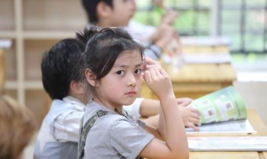 ​苹果安淇尔个人资料微博 安淇尔父母照片家庭背景介绍