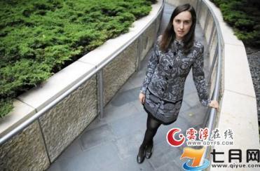 ​Sabrina照片资料背景 12岁自造飞机被赞