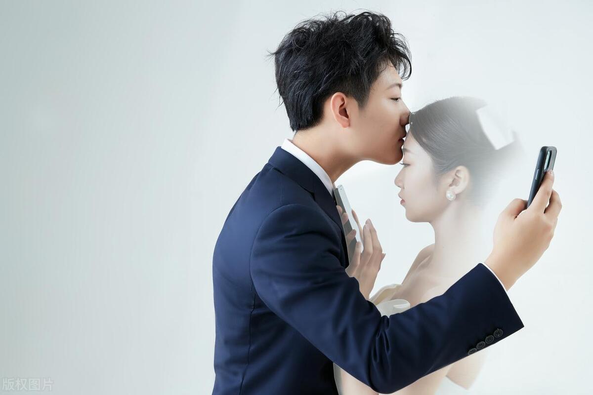 ​如何哄得女友开心？