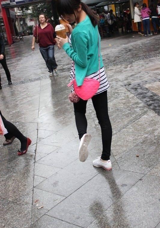 ​王思聪女友豆得儿旧照曝光，居然是天生丽质