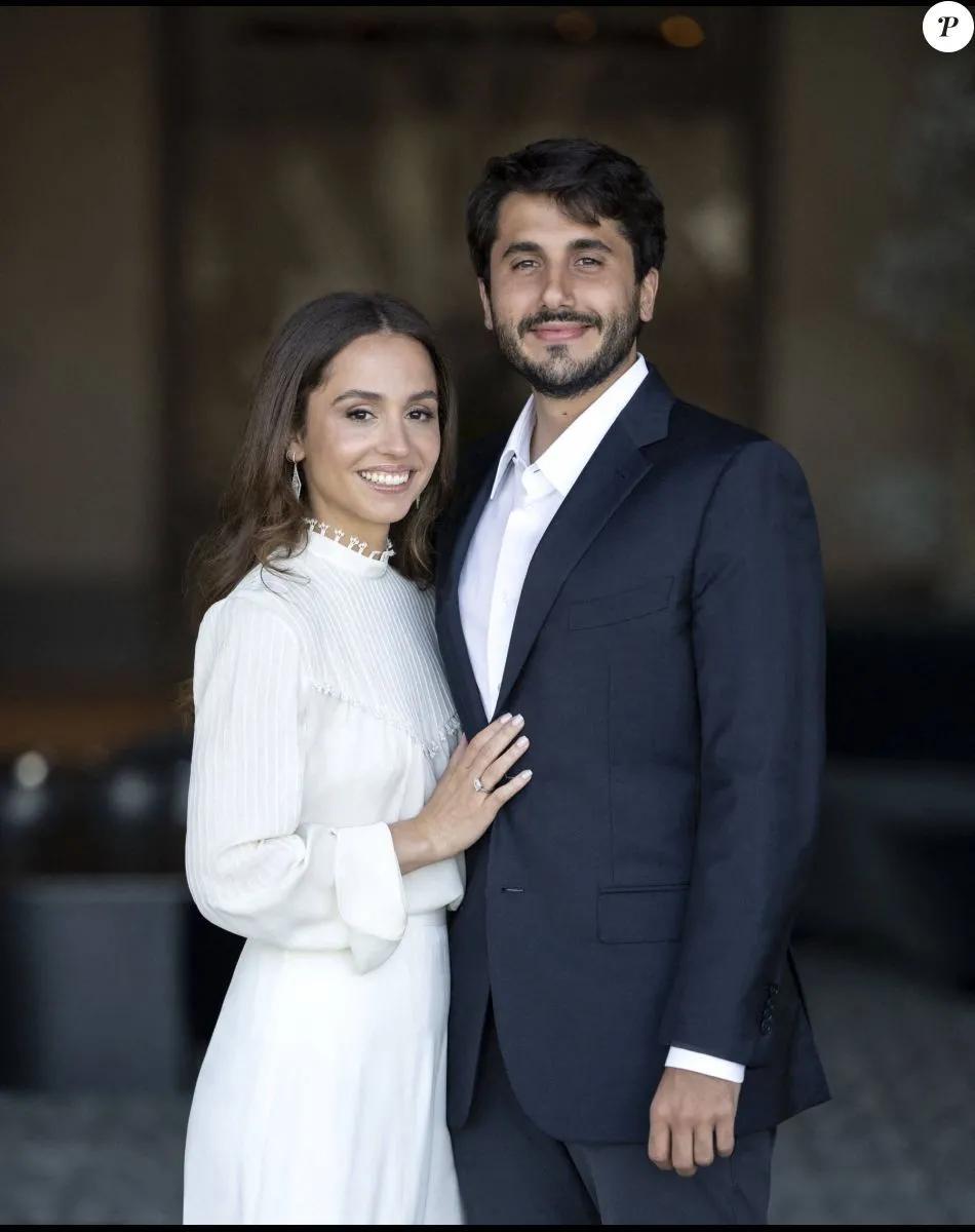 ​约旦最美小公主伊曼要结婚了！未婚夫高大帅气，令人羡慕的一对