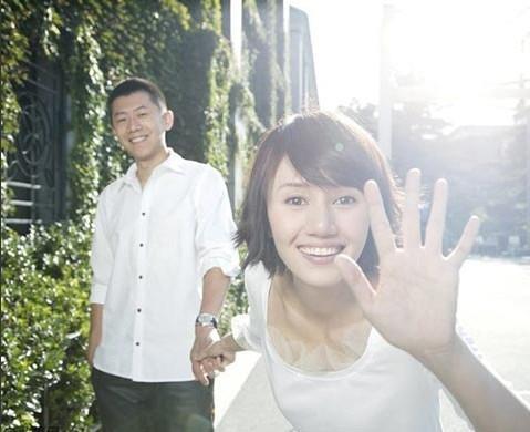 ​看看十组明星婚纱照，袁泉美若天仙，舒淇有颜任性，你想结婚了吗