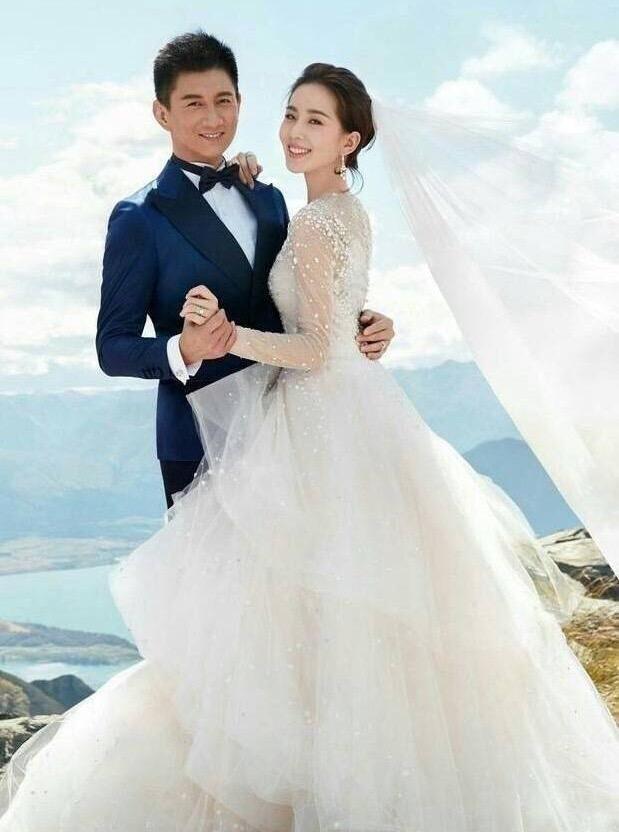 ​看看十组明星婚纱照，袁泉美若天仙，舒淇有颜任性，你想结婚了吗