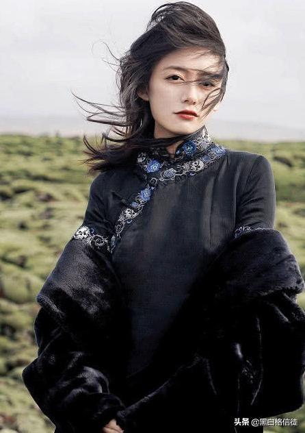 ​李诞女友“黑尾酱”晒照片，座山雕夫人，网友：羡慕蛋总！