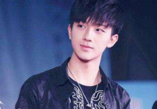 ​李宏毅女友是谁 李宏毅身高资料微博照片介绍
