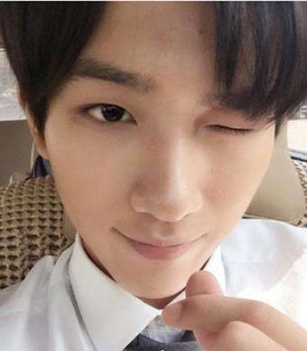 ​李宏毅女友是谁 李宏毅身高资料微博照片介绍