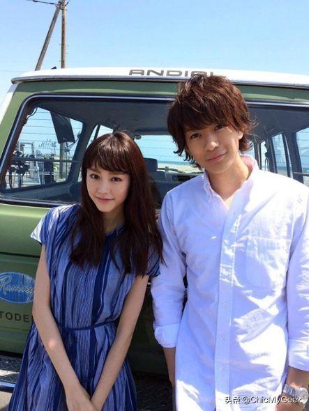 ​桐谷美玲、三浦翔平冤家变夫妻！饭里藏求婚戒指，结婚火速怀孕