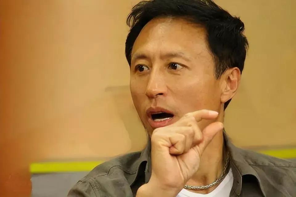 ​演员王洛勇：23岁娶到丁宁，结婚到如今零绯闻
