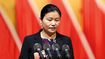 ​周群飞和伯恩光学的老板关系老公郑俊龙简历照片出身