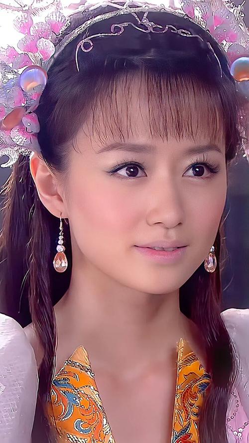 ​封神英雄榜2第二部美人鱼鲛儿的扮演者乔乔个人资料