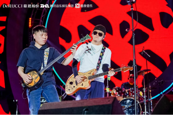 慕思股份上市周年庆用新潮睡眠文化冲上热搜 淄味音乐会全网热度破亿