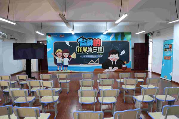 《考不好 没关系？》走进滨海九小 “爸爸老师听我说”进一步引发代际