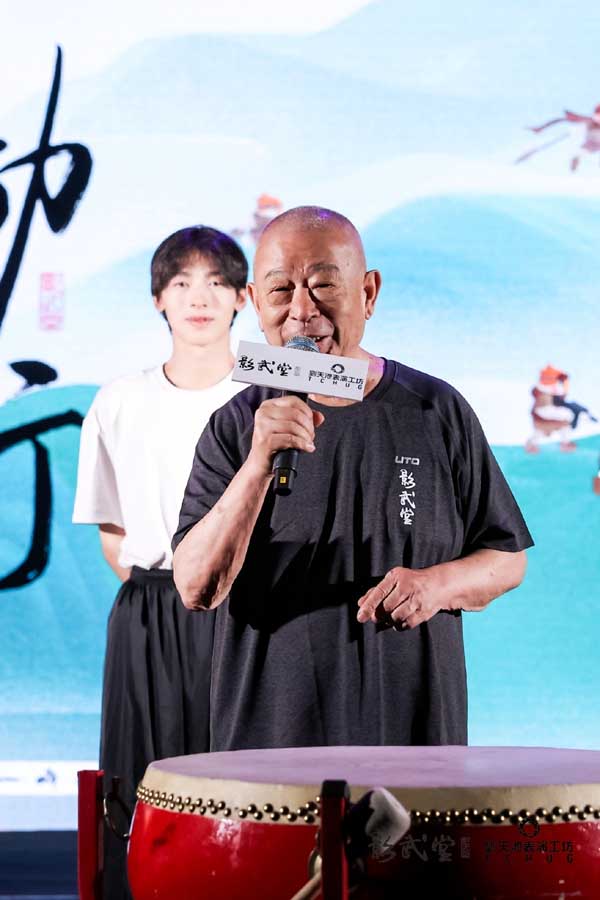 影武堂第八期结营汇演落幕 吴京：我们的学员不会丢脸的