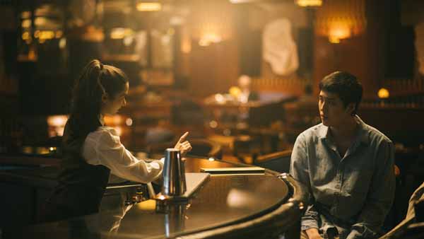 近日，由泽东电影出品、王家卫监制，《天才枪手》导演彭皮里亚执导的青春公路电影《ONE FOR THE ROAD》（暂译名《一杯上路》）入围圣丹斯电影节世界电影竞赛单元，并成功斩获该单元评审团特别奖。影