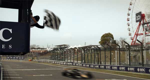 《F1：狂飙飞车》曝中国独家预告海报 布拉德・皮特携顶级大片燃爆暑期